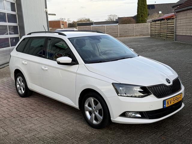 Skoda FABIA Combi 1.2 TSI JOY | 1e EIGENAAR | TREKHAAK | CRUISE | PDC |