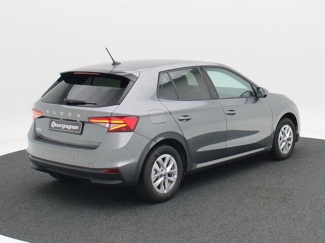Skoda FABIA 1.0 TSi 115 Pk Automaat Selection | Virtual Cockpit | Stoel- & Stuurverwarming | Keyless | CarPlay | Sensoren Achter | LED | 15 Inch | 43.082 Km!!