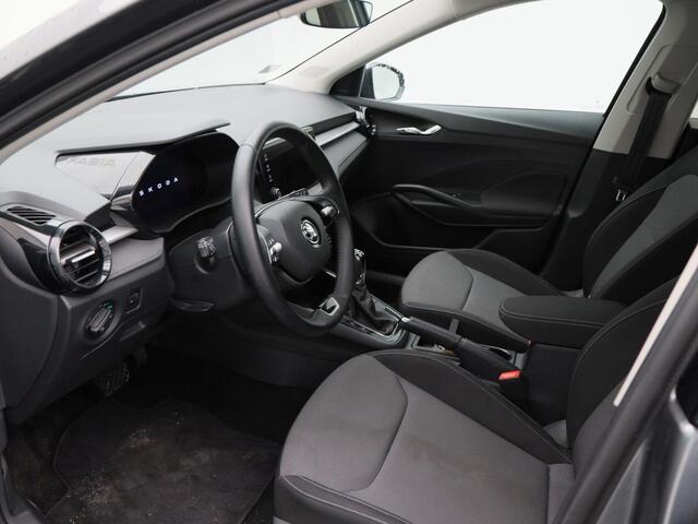 Skoda FABIA 1.0 TSi 115 Pk Automaat Selection | Virtual Cockpit | Stoel- & Stuurverwarming | Keyless | CarPlay | Sensoren Achter | LED | 15 Inch | 43.082 Km!!
