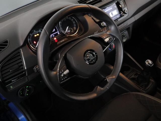 Skoda FABIA Combi 1.0 TSI Ambition 95 pk | Navigatie via App | Parkeersensoren achter | Cruise control |