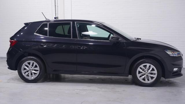 Skoda FABIA 1.0 TSI 110 pk DSG Aut. Ambition Aut. Airco, Apple Carplay, LED Koplampen, PDC achter