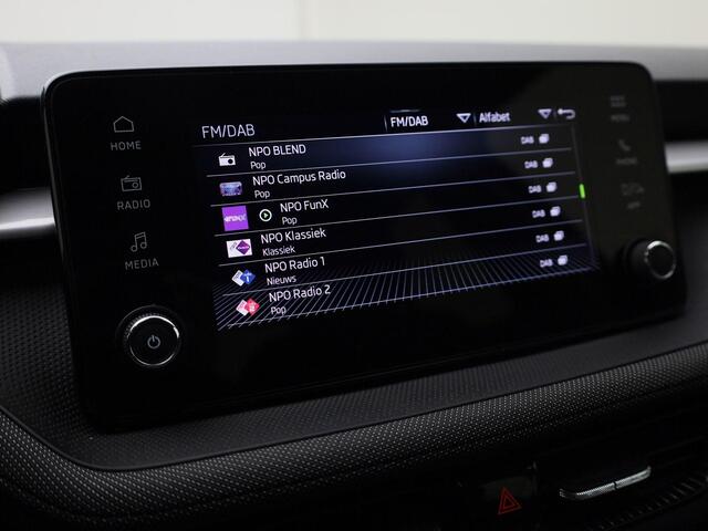 Skoda FABIA 1.0TSI/115PK Selection DSG · Apple/Android Car Play · Stoel-& stuurverwarming · Parkeersensoren · Garantie t/m 20-04-2029 of 60.000km.