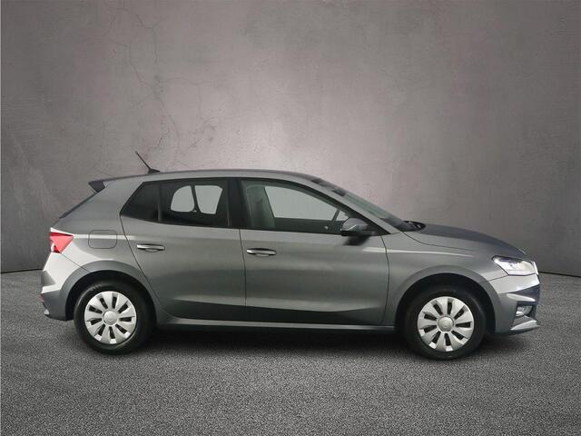 Skoda FABIA Selection 1.0 TSI 95pk Cruise control, Parkeersensor achter, App connect, LED koplampen, Airco, DAB, Radio, Bluetooth