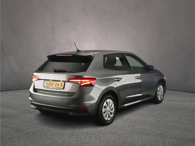 Skoda FABIA Selection 1.0 TSI 95pk Cruise control, Parkeersensor achter, Airco, LED koplampen, DAB, Radio, App connect, Bluetooth