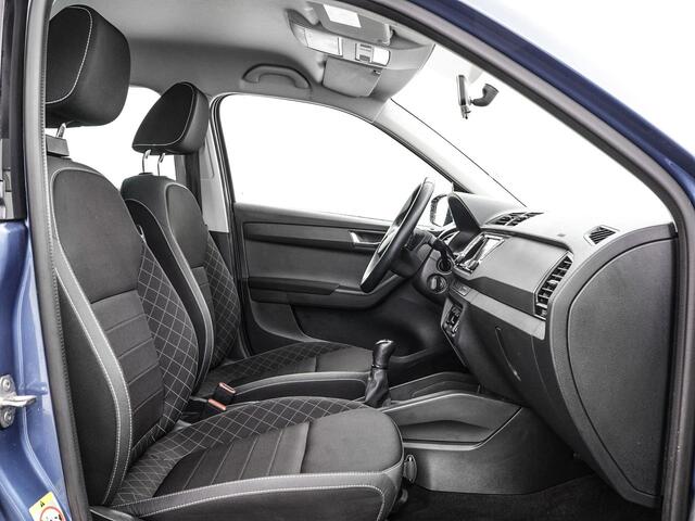 Skoda FABIA Combi 1.0 TSI 95pk Ambition · Airco · Apple/Android Car Play · Navigatie · P-Sensoren · Cruise Control · 15'' Inch ·