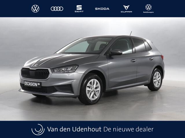 Skoda FABIA 1.0 TSI 95pk Ambition / Navigatie via App connect / Parkeersensoren / Cruise control