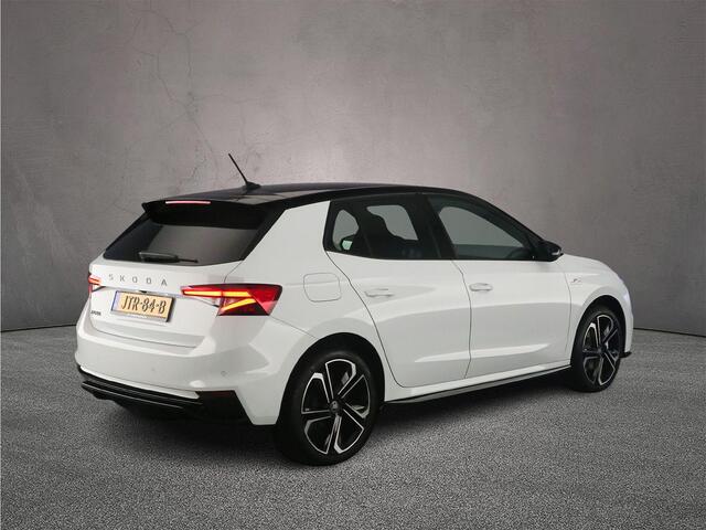 Skoda FABIA Monte Carlo 1.0 TSI 115pk DSG Automaat Adaptive cruise control, Achteruitrijcamera, LED koplampen, Stoelverwarming, Parkeersensoren, App connect, DAB, Radio