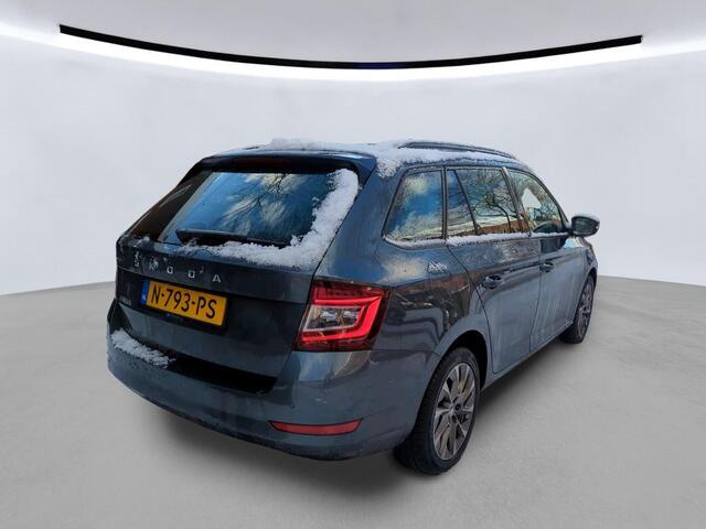 Skoda FABIA Combi 1.0 TSI 95PK Business Edition / App-Connect / Parkeersensoren Achter / 16" LMV / Navigatie / Cruise Control