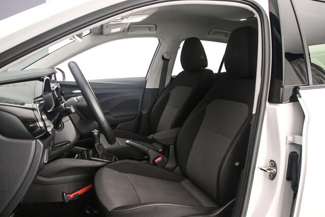 Skoda FABIA Selection 1.0 TSI 95pk Cruise control, App connect, Parkeersensor achter, LED koplampen, Airco, DAB, Radio, Bluetooth