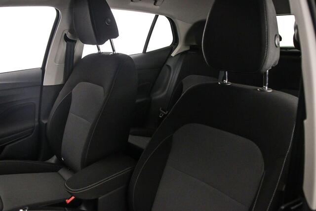 Skoda FABIA Selection 1.0 TSI 95pk Cruise control, Airco, LED koplampen, Parkeersensor achter, App connect, DAB, Radio, Bluetooth