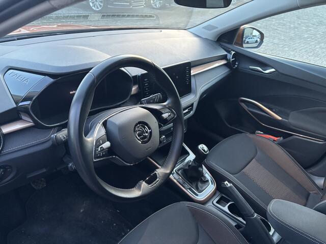 Skoda FABIA 5DRS 1.0 TSI Business Edition Trekhaak / Navigatie / Full LED