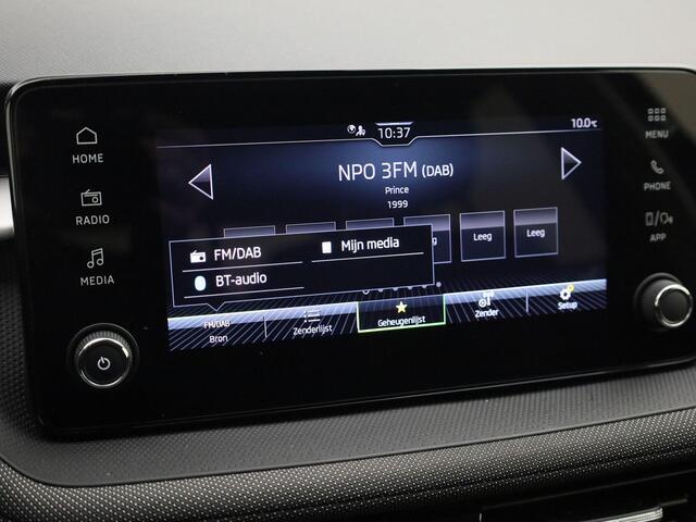 Skoda FABIA 1.0TSI/115PK Selection DSG · Apple/Android · Parkeersensoren · Stoel -& stuurverwarming · Garantie tot april 2029 of 60000km.