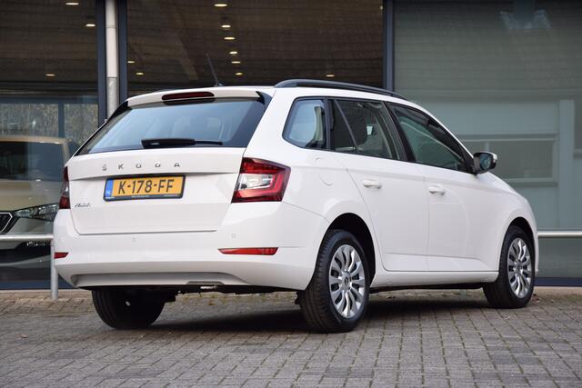 Skoda FABIA Combi 1.0 TSI 96PK Ambition | BOVAG Garantie | Org. NL | Lage KM stand met NAP | Apple Carplay/Android Auto | DAB | Cruise Control | Parkeersensoren |