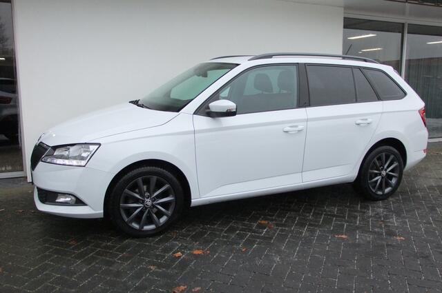 Skoda FABIA Combi 1.0 TSI Business Edition / Carplay/ Trekhaak/ Clima/ DAB/ Parkeersensoren A