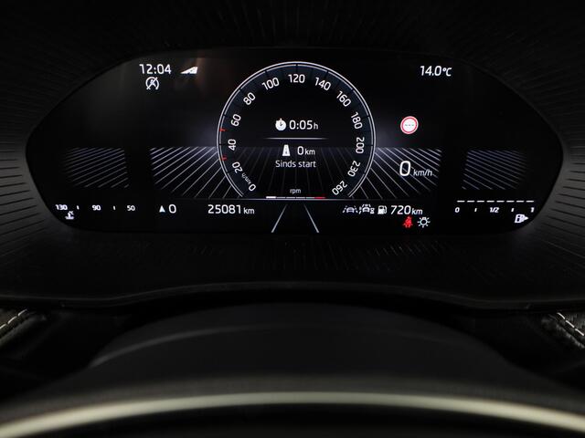 Skoda FABIA 1.0 TSI Monte Carlo 95 pk | Verlengde garantie | Navigatie via App | Parkeersensoren | Achteruitrijcamera | Stoelverwarming |