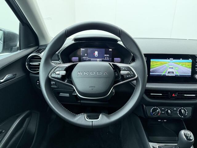 Skoda FABIA Selection 1.0 TSI 95 PK | 15" Lichtmetalen velgen | Trekhaak |