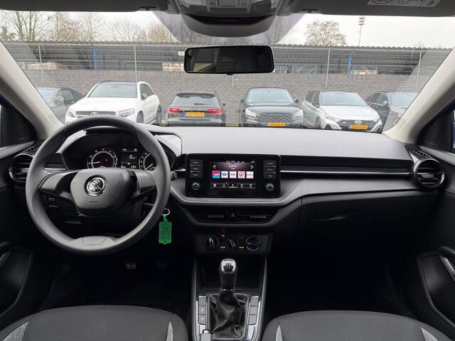 Skoda FABIA 1.0 MPI Ambition LED CarPlay PDC