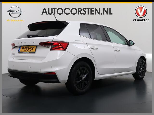 Skoda FABIA 1.0TSI 96PK 5Drs Ecc Navi* Camera Stoelverwarming Apple Carplay Android Auto Cruise Control Pdc Lmv Isofix Privacyglas Led Smartlink Bluetooth Keyless Licht-/regensensor Mooie en complete Skoda Fabia 380 Liter kofferruimte