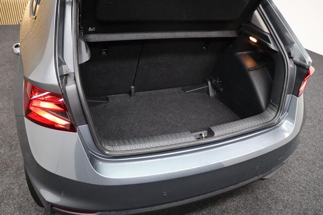 Skoda FABIA 1.0 TSI Automaat Business Edition | Cruise control | PDC voor en achter | Led | Maps Navigatie | Stoelverwarming