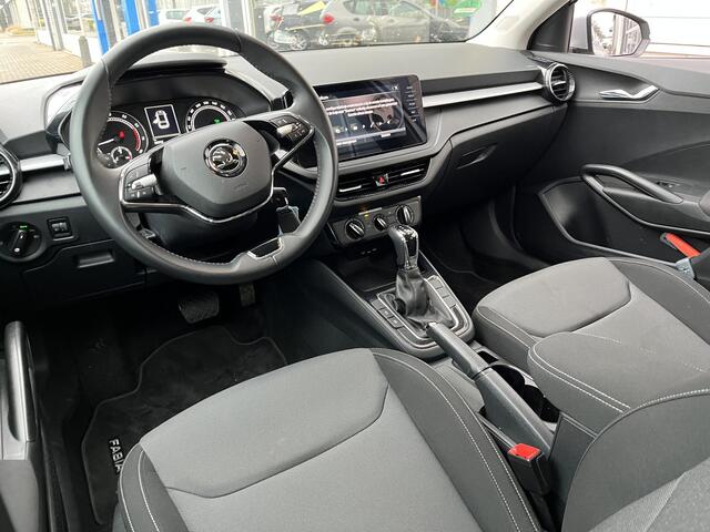 Skoda FABIA 1.0 TSI Ambition / AUTOMAAT/ GARANTIE TM 07-2027/ SMARTLINK/ PARKEER SENSOREN/ CRUISE CONTROL/ AIRCO/ DAB/ START-STOP SYSTEEM/ LANE-ASSIST/ ISOFIX/ 15'' LMV