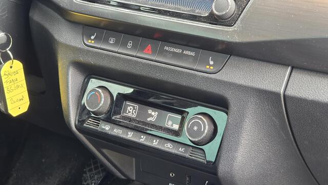 Skoda FABIA 1.0 TSI Clever | NAP | Cruise | Stoelverwarming | Navi