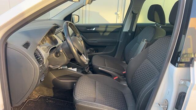 Skoda FABIA 1.2 TSI 90pk Drive / Navigatie / Cruise Control / Parkeersensoren