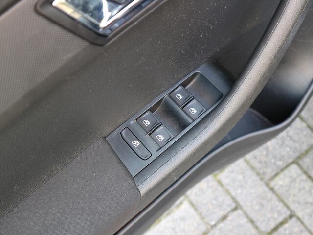 Skoda FABIA Combi 1.0 TSI Clever NAVI CRUISE STOELVERWARMING