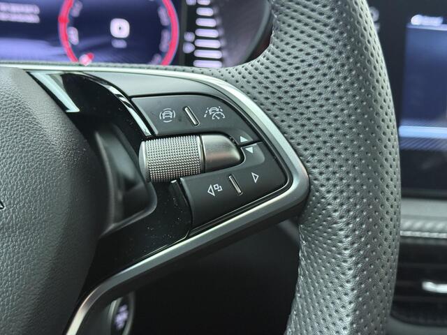 Skoda FABIA Fabia Monte Carlo 1.0 TSI 115 PK DSG | Automaat | Full Led | Adatieve cruise control | 17" Lichtmetalen velgen |