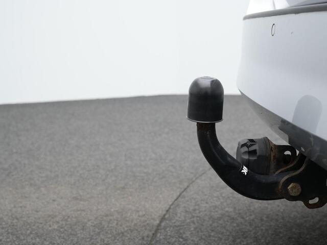 Skoda FABIA Combi 1.0 TSI 95 pk Clever | Trekhaak | Navigatie | Stoelverwarming | Cruise Control