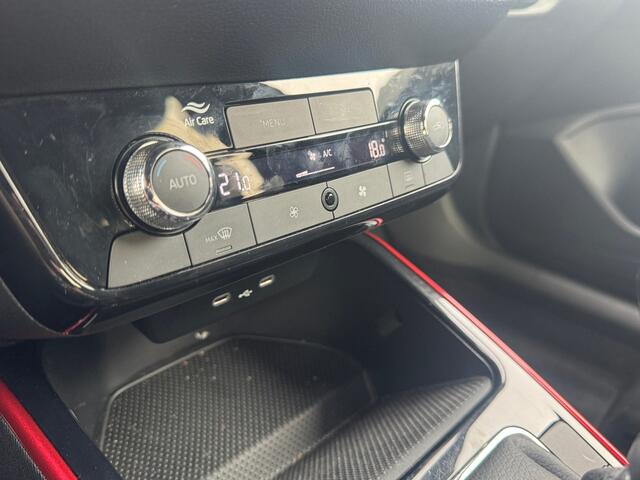 Skoda FABIA 1.0 115pk TSI Monte Carlo KESSY - Keyless Entry Start Stop | Achteruitrijcamera | Getinte & warmtewerende voorruit