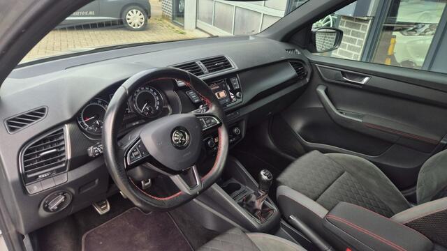 Skoda FABIA 1.0TSI MONTE-CARLO LED CARPLAY PANO CLIMA STOELVERW CRUISE