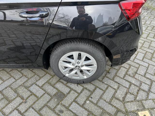 Skoda FABIA 1.0 TSI Ambition