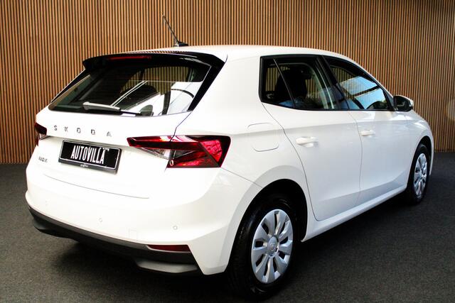 Skoda FABIA 1.0 Navi Airco Stoelverwarming PDC Cruise C. Carplay BTW auto