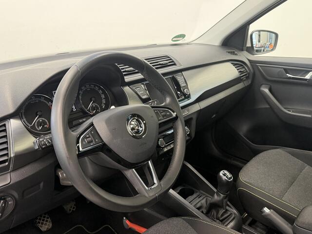 Skoda FABIA Combi 1.0 Business Edition Panoramadak Carplay Full-led ! 2e Paasdag geopend van 12.00 tot 17:00u !