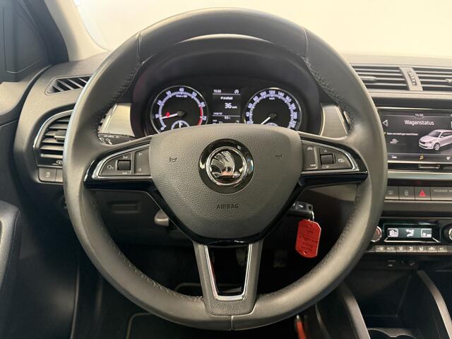 Skoda FABIA Combi 1.0 Business Edition Panoramadak Carplay Full-led ! 2e Paasdag geopend van 12.00 tot 17:00u !