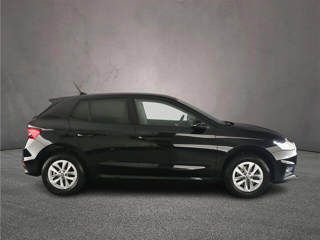 Skoda FABIA Selection 1.0 TSI 115pk DSG Automaat Stoelverwarming, Stuurverwarming, Parkeersensoren achter, Cruise control, Apple carplay, Led verlichting