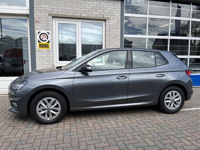 Skoda FABIA 1.0 TSI Selection / GARANTIE TM 07-2029/ AUTOMAAT/ SMARTLINK/ PARKEERSENSOREN/ CRUISE CONTROL/ DIGITAL DASHBOARD/ KEYLESS/ DAB/ AIRCO/ 15'' LMV