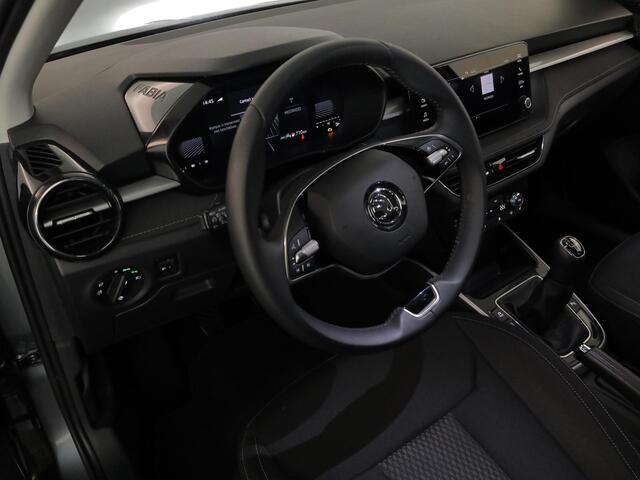 Skoda FABIA 1.0 TSI Business Edition 95 pk | Verlengde garantie | Navigatie via App | Parkeersensoren | Achteruitrijcamera | Stoelverwarming |