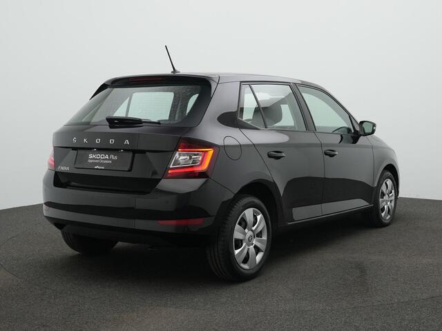 Skoda FABIA 1.0 TSI 95 pk DSG Ambition | Navigatie | Cruise Control | Apple Carplay | Parkeersensoren achter