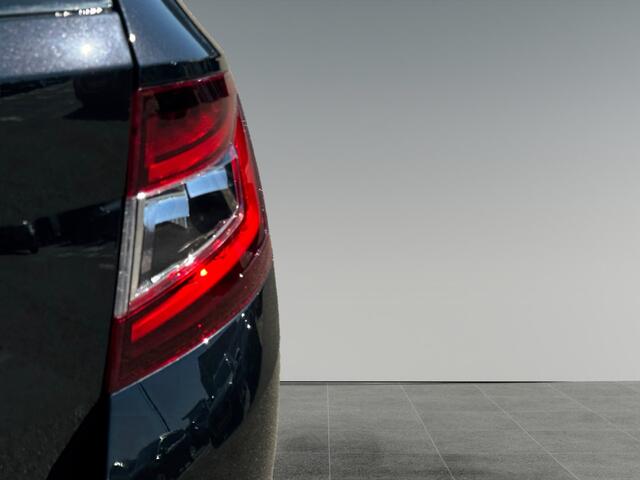 Skoda FABIA Combi 1.0 95pk TSI Business Edition Achteruitrijcamera | Parkeersensoren voor en achter | Cruise Control