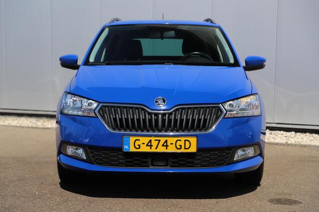 Skoda FABIA Combi 1.0 TSI Ambition 95PK NAP Trekhaak 15 inch LMV Navigatie Carplay Android Airco Cruise Control