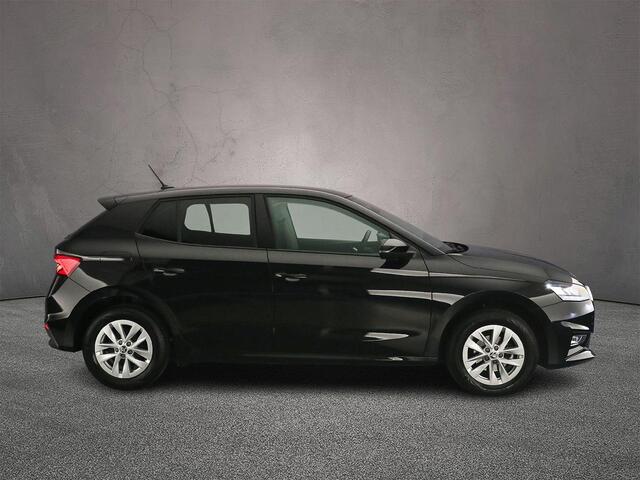 Skoda FABIA Selection 1.0 TSI 95pk Trekhaak, Cruise control, Parkeersensor achter, App connect, LED koplampen, Airco, DAB, Radio, Bluetooth