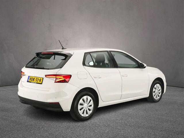 Skoda FABIA Selection 1.0 TSI 95pk Cruise control, Parkeersensor achter, LED koplampen, Airco, DAB, Radio, Bluetooth