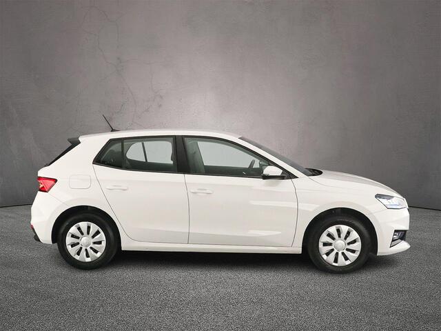 Skoda FABIA Selection 1.0 TSI 95pk Cruise control, Parkeersensor achter, LED koplampen, Airco, DAB, Radio, Bluetooth