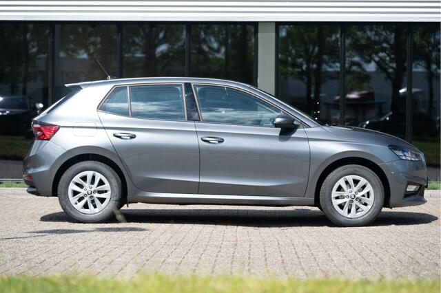 Skoda FABIA 1.0 TSI Selection | Navi by App | Camera | Clima | Stoelverw. | PDC | Keyless