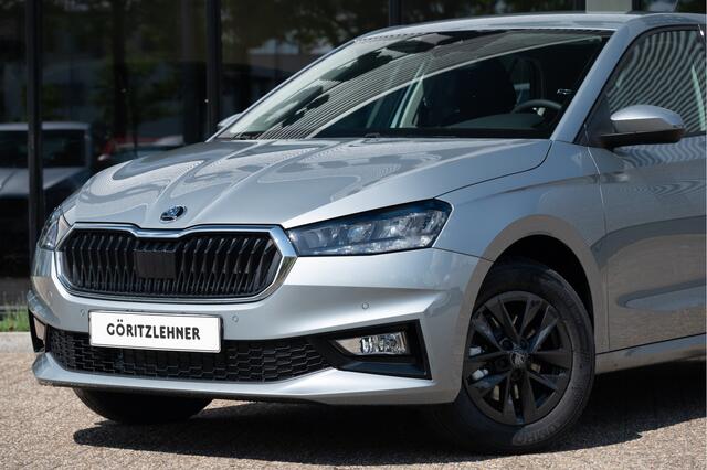 Skoda FABIA 1.0 TSI Selection | Navi by App | Camera | Clima | Stoelverw. | PDC V+A | Keyless