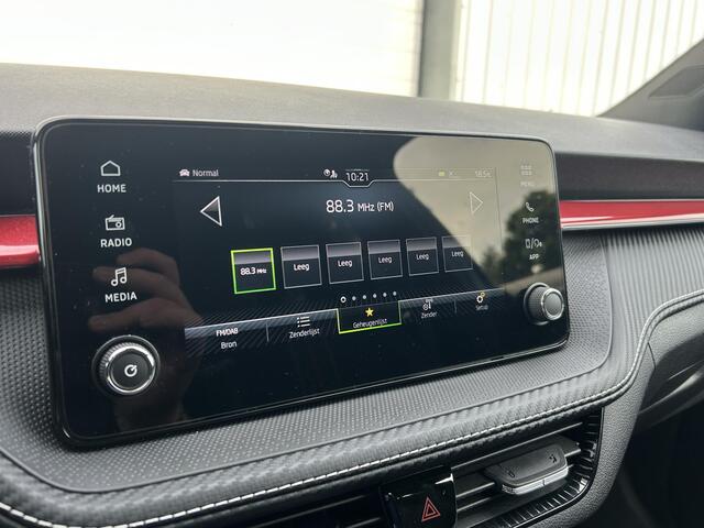 Skoda FABIA 1.0 TSI Monte Carlo / 1e Eigenaar / Achteruitrijcamera / Sensoren Voor en Achter / Apple Carplay / Android Auto /