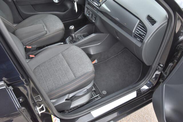 Skoda FABIA Combi 1.0 TSI Business Edition , TREKHAAK , CR CONTR , NAVI , PDC A , BL TOOTH ,