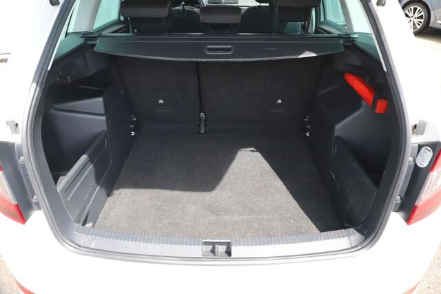 Skoda FABIA Combi 1.0 TSI Ambition Trekhaak Navigatie Carplay Android Airco Cruise Control
