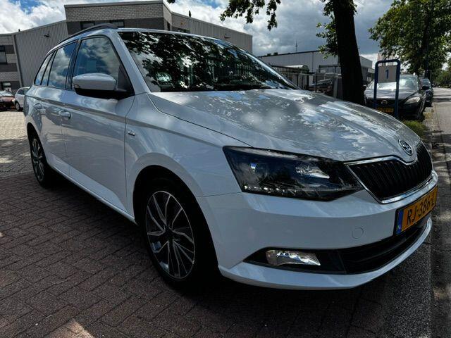 Skoda FABIA Combi 1.0 TSI Tech Drive Airco/ECC,Cruisecontrol,Navigatie